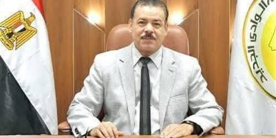 رئيس جامعة الوادي الجديد يهنئ الرئيس السيسي بذكرى ثورة 30 يونيو