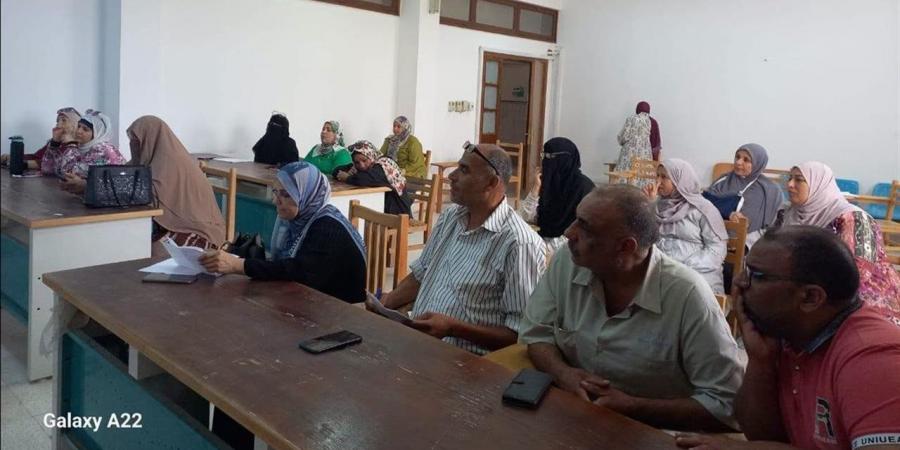 جامعة قناة السويس تعزز التحول الرقمي برفع كفاءة العاملين بكلية الطب