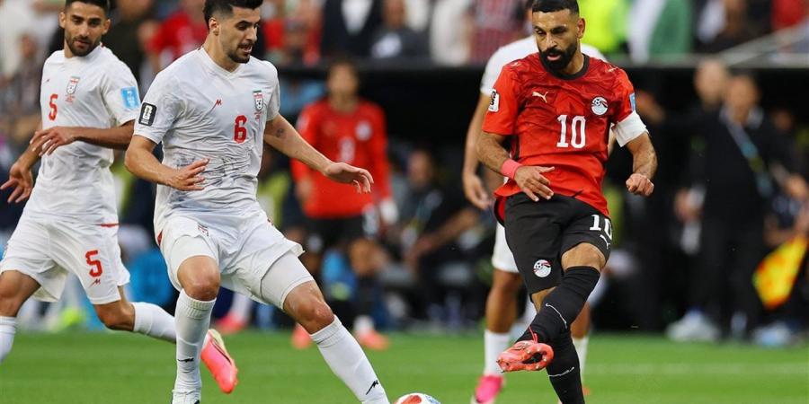 هجوم مصر VS هجوم أستراليا.. من يتفوق في قمة دور الـ 32 بكأس العالم؟