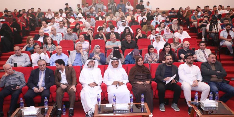 قصائد على إيقاعات التأمل والحياة في أمسية بيت الشعر بالشارقة