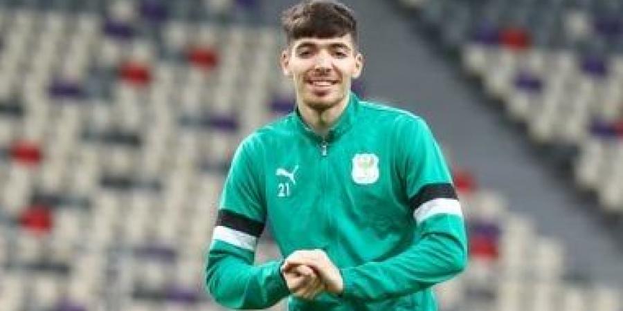 هل وقع دغموم للأهلي؟.. اللاعب يقضي إجازته بالجزائر ويصل القاهرة خلال ساعات