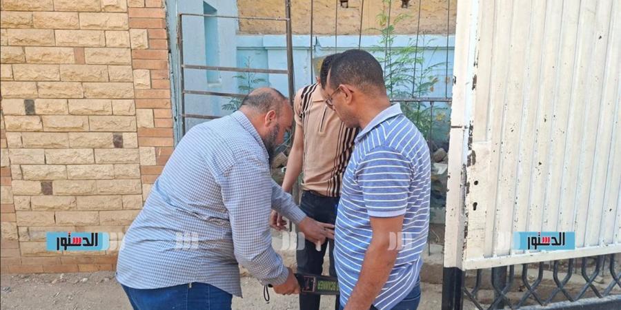 تفتيش دقيق للطلاب قبل دخول لجان امتحانات الثانوية العامة 2026