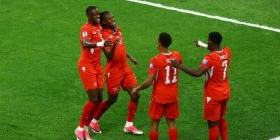 ندوي يسجل هدف سويسرا الثانى أمام الجزائر.. فيديو