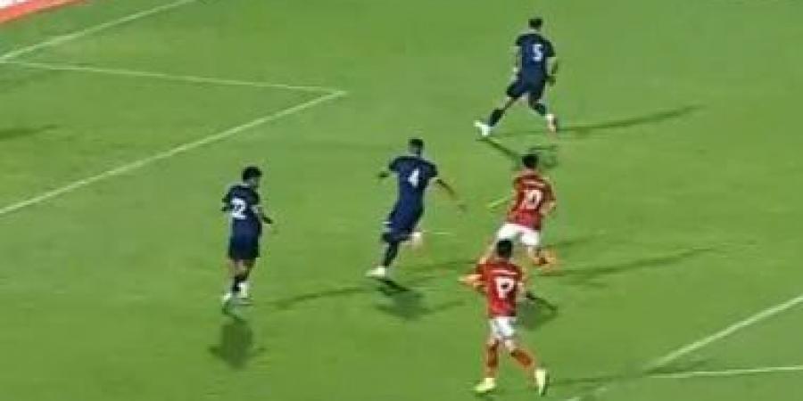 15 دقيقة.. تعادل سلبى بين الأهلى والشرقية إنبى فى الدورى