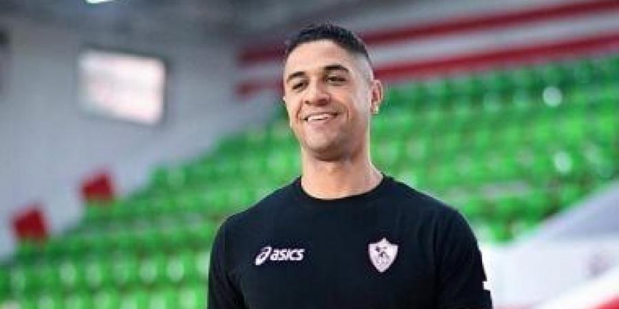 الزمالك يعد أحمد فتحى وإسلام عبد السميع لاعبى الطائرة بصرف المستحقات