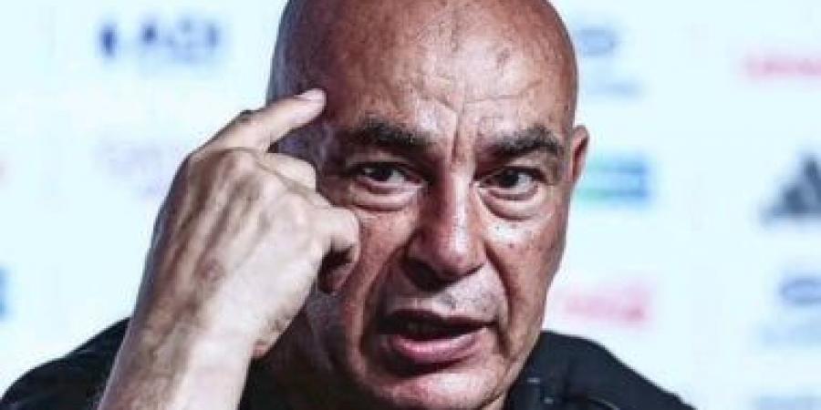 حسام حسن يراقب لاعب البنك الأهلي وحارس القناة قبل إعلان قائمة المنتخب