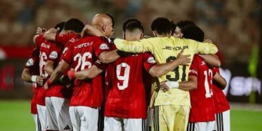 الأهلي يتفوق في القيمة التسويقية على المقاولون العرب قبل صدام الدوري