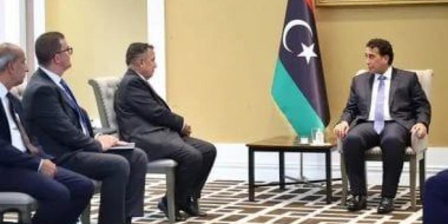 نبيل فهمي يبحث مع محمد المنفي تطورات الأوضاع فى ليبيا ومسار التسوية السياسية