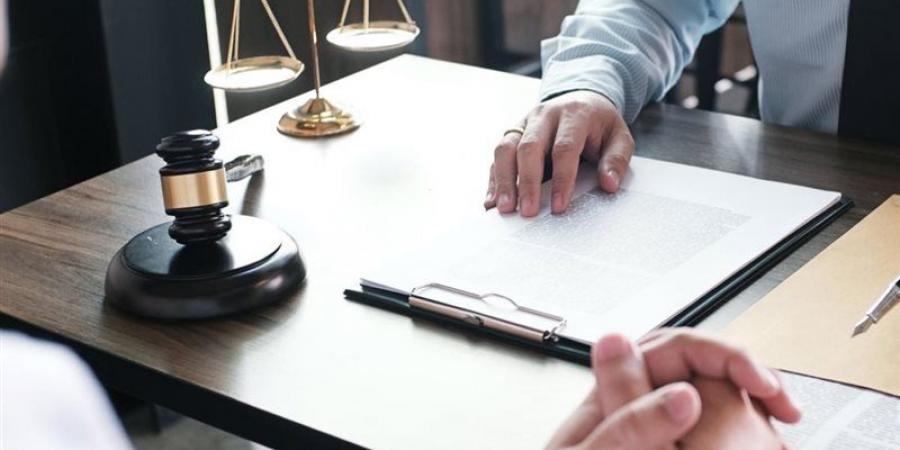 التحقيق في واقعة إصابة شقيقين بطلق ناري إثر مشاجرة بقنا