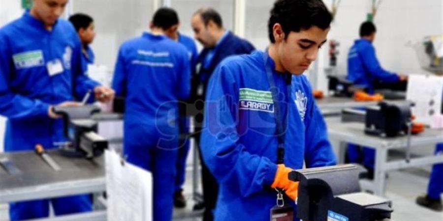 نائب يواجه الحكومة: أين خطة تطوير التعليم الفني وربطه بسوق العمل؟