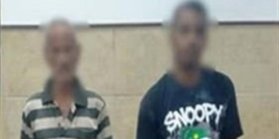 ادفع عشان تركن، فيديو أمام مول بدمنهور يقود الأمن لضبط منادي سيارات بدون ترخيص