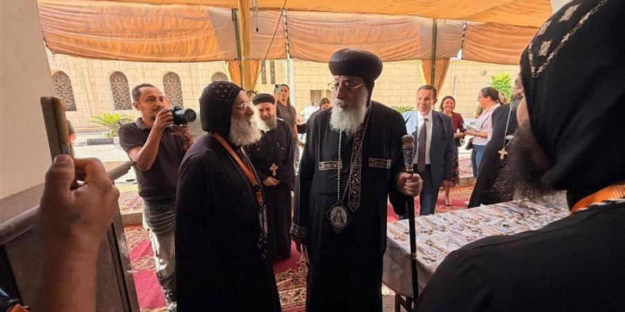 احتفالًا بذكرى اكتشاف خشبة الصليب، البابا تواضروس يفتتح معرض منتجات الأديرة