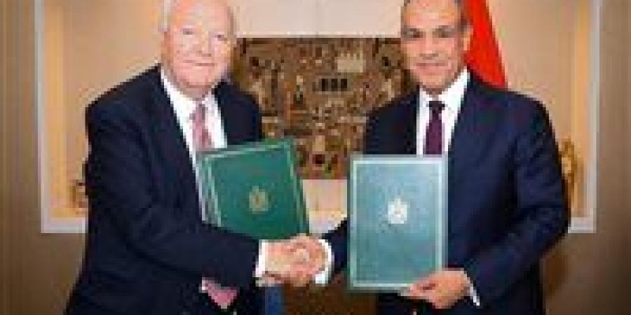 وزير الخارجية يلتقي وكيل سكرتير عام الأمم المتحدة الممثل السامي لتحالف الأمم المتحدة للحضارات