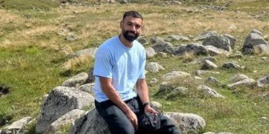 بعد زيارة النجم المصرى.. سرقة لافتة ومقعد هضبة محمد صلاح فى تركيا