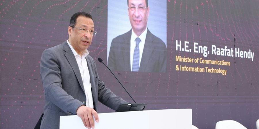 من "مساعد ذكي" إلى "زميل عمل"، وزير الاتصالات يفتتح مؤتمر عن الذكاء الاصطناعي