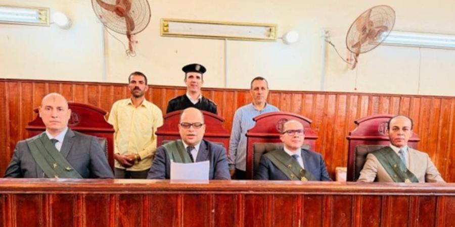 بحث عنها مع أسرته، الإعدام للابن العاق ومفاجآت صادمة في مقتل سيدة بالمنيا
