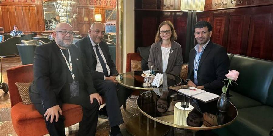 على هامش منتدى الثقافات المتحدة، مصر وروسيا تناقشان تبادل الخبرات في فنون العرائس