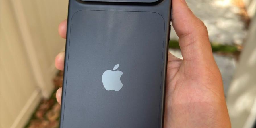 بعد أسبوع من التجربة.. هل يستحق iPhone 18 Pro Max الترقية؟