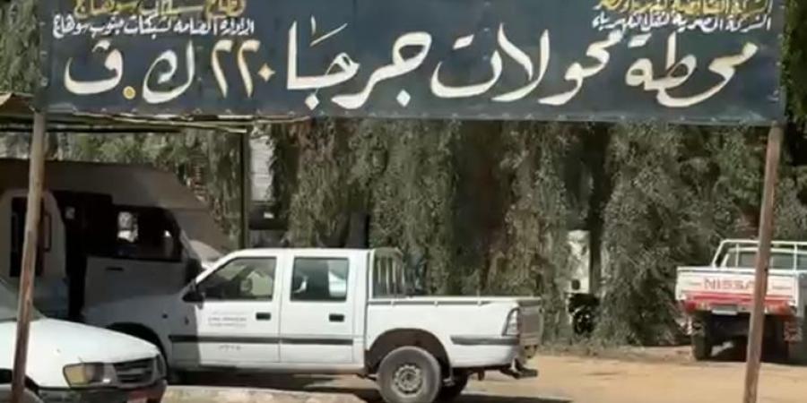 محافظ سوهاج يتفقد حريق محطة كهرباء بيت داوود بجرجا ويوجه بإعادة التيار في الـ4 المراكز المتأثرة