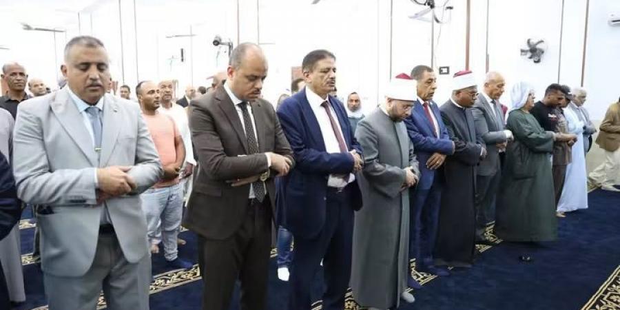 بتكلفة 4.4 مليون جنيه، وزير الأوقاف ومحافظ الوادي الجديد يفتتحان مسجد عمر بن عبد العزيز