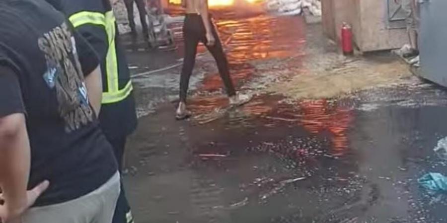 إصابات بين العاملين في حريق مصنع بلاستيك بالإسكندرية