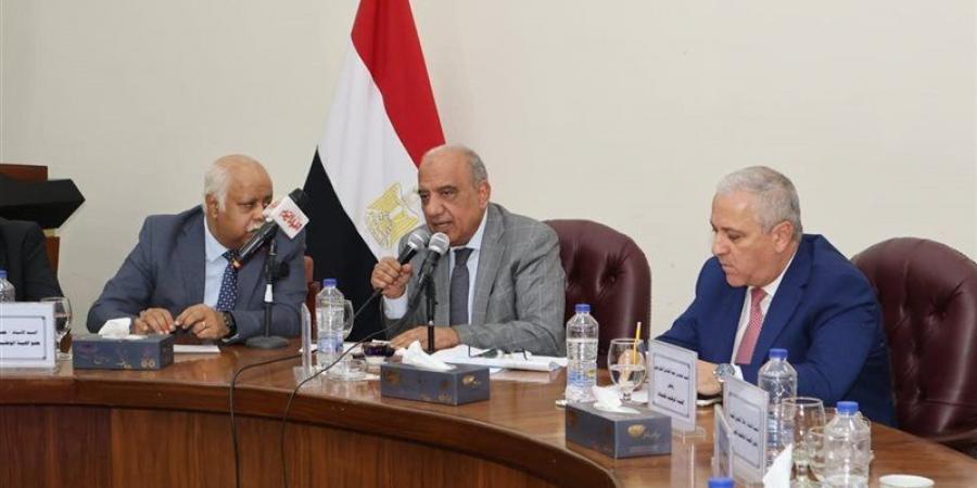 وزير الكهرباء: خفض استهلاك الوقود بمحطات التوليد بما يعادل 70 مليار جنيه خلال عامين
