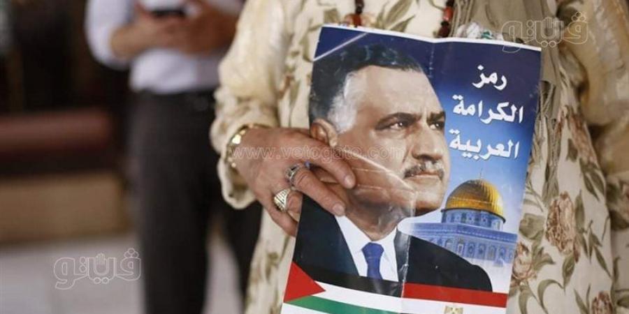 توافد الناصريين على ضريح الزعيم في ذكرى رحيله