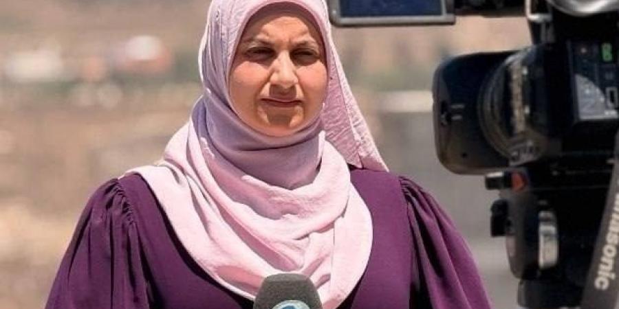 إسرائيل تفرج عن صحافية فلسطينية أمريكية وتُبقي 36 صحافيا معتقلين