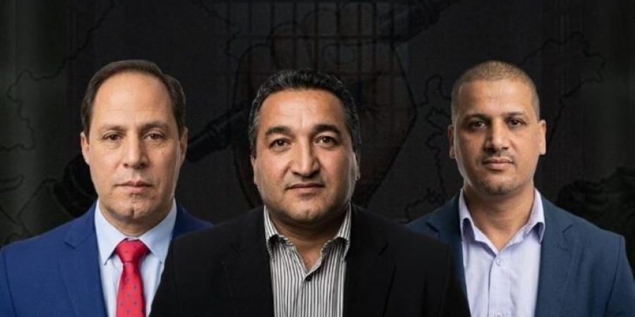 إحالة قضية الصحافي عبد العالي مزغيش على محكمة الجنح في الجزائر.. وتساؤلات عن قضايا عبد الوكيل بلام وحسان بوراس و مراد أتميمو