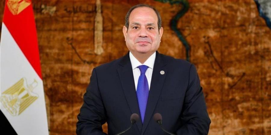 السيسي يطالب وعاظ الأوقاف والقساوسة بنشر الوعي لدى المواطنين حول خطورة هدم الدولة