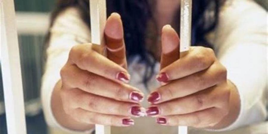 خلاف على مكان العمل ينتهي بحبس عاملة 6 أشهر بتهمة التعدي على زميلتها بالمرج