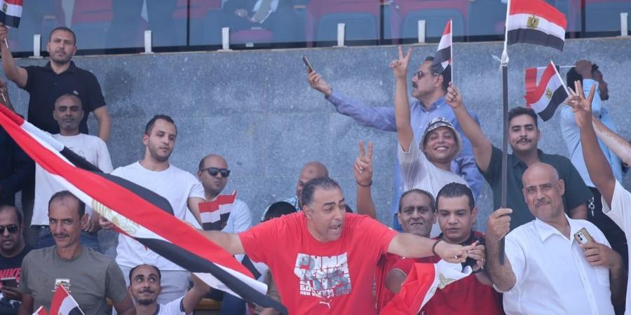 الجماهير المصرية تدعم المنتخب أمام جنوب السودان فى مدرجات ستاد جوبا..صور