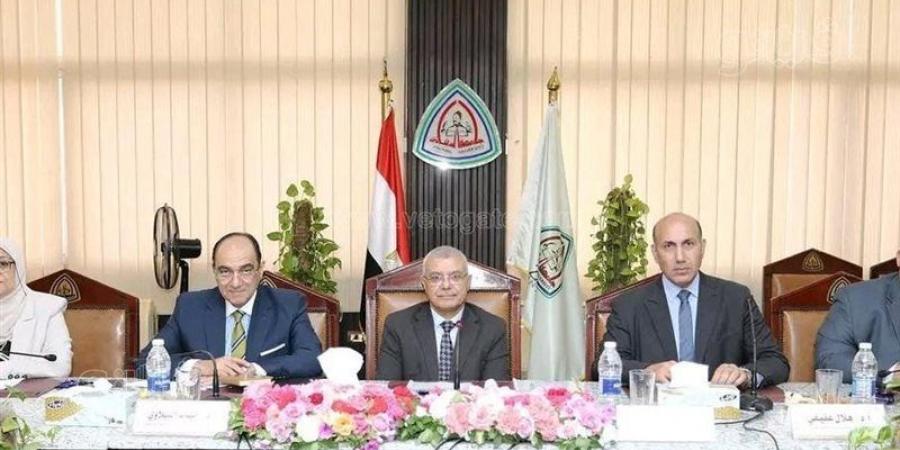 جامعة الزقازيق: صرف 3 آلاف جنيه حافز إثابة وتعاون أكاديمي مع اليابان ورومانيا