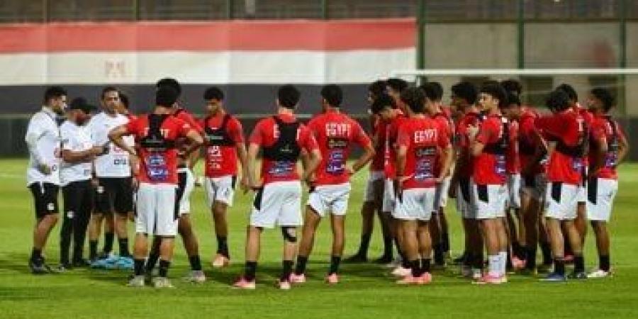 منتخب الشباب بالقميص الأحمر وتونس بالأبيض فى تصفيات شمال أفريقيا غداً