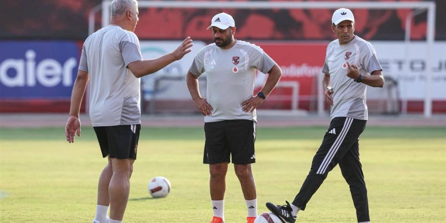 الأهلي يواصل تدريباته استعدادا لمواجهة بترول أسيوط في كأس عاصمة مصر (صور)