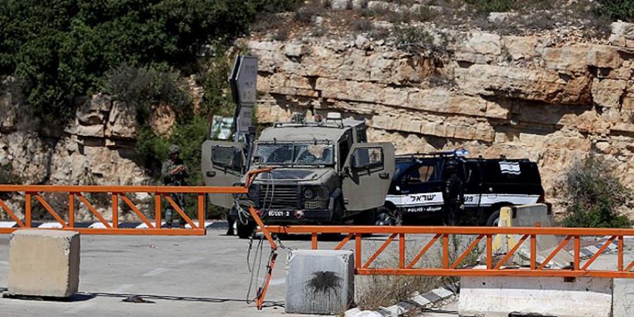 الحواجز العسكرية سلاح صهيوني جديد.. تشل حياة 3.4 مليون فلسطيني في الضفة الغربية والقدس المحتلة.. تستهدف توسيع المخططات الاستيطانية.. وسموتريتش يتعهد بشن حرب ضخمة بعد الانتخابات