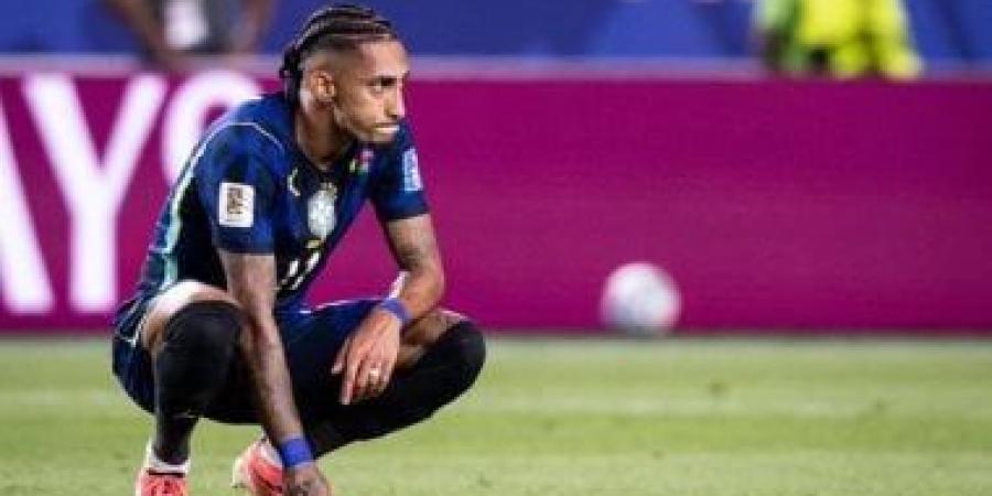 برشلونة يترقب نتائج فحوصات رافينيا بعد رحلة الـ20 ساعة