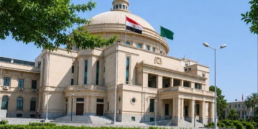 جامعة القاهرة ترد على تصريحات نقيب المهندسين بشأن الـ 8 مليار جنيه