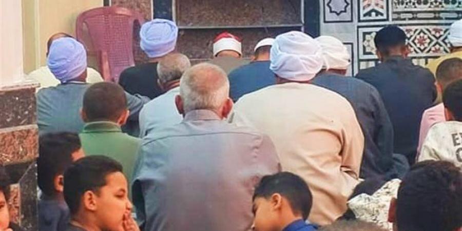 هل يجوز للمسافر إمامة المقيم في صلاة الجمعة؟ الإفتاء تكشف رأي المذاهب