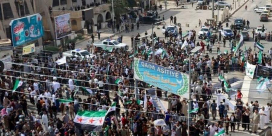 متظاهرون في الحسكة يطالبون بتسريع دمج “قسد” وتعزيز حضور الدولة السورية