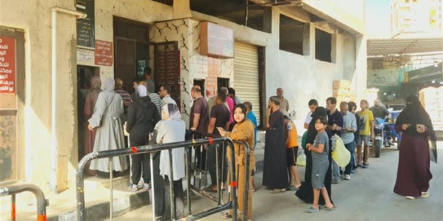 محافظ الدقهلية يوجه باستمرار المتابعة الميدانية للمخبز الكبير في المنصورة