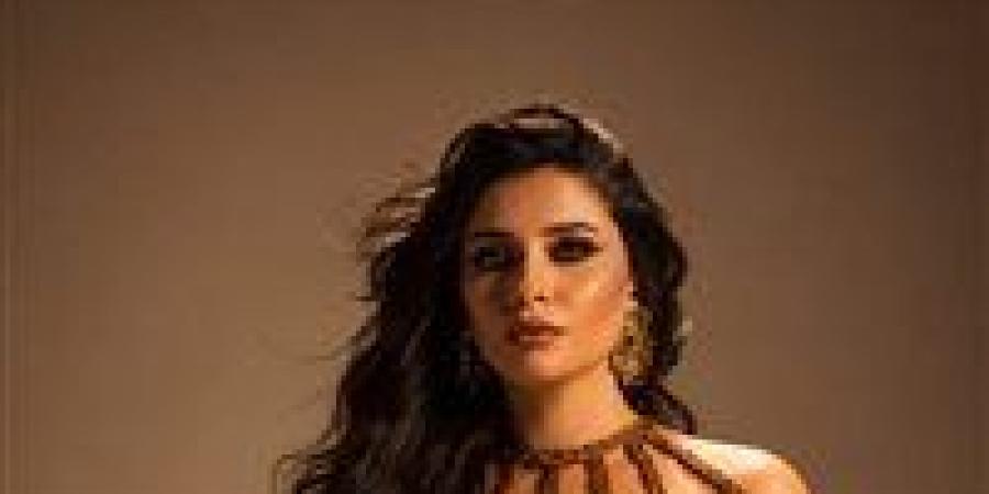 روزا تطرح فيديو كليب «أتكحل عليك» مستوحاة من الفولكلور المصري