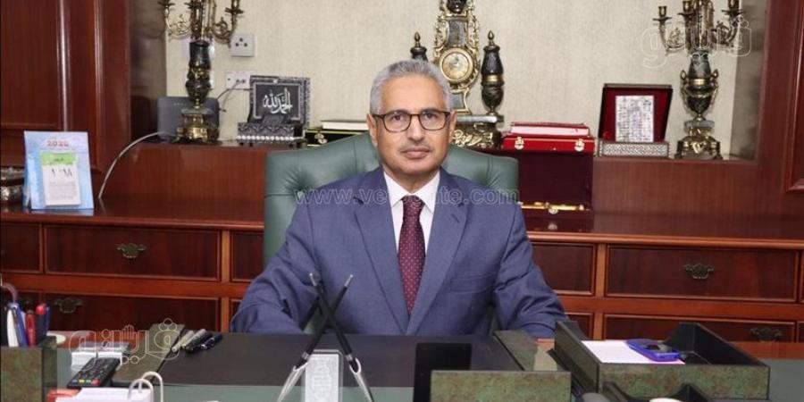 بعد 114 زيارة مفاجئة، محافظ بني سويف يوجه بمتابعة المخالفات وحالات الغياب
