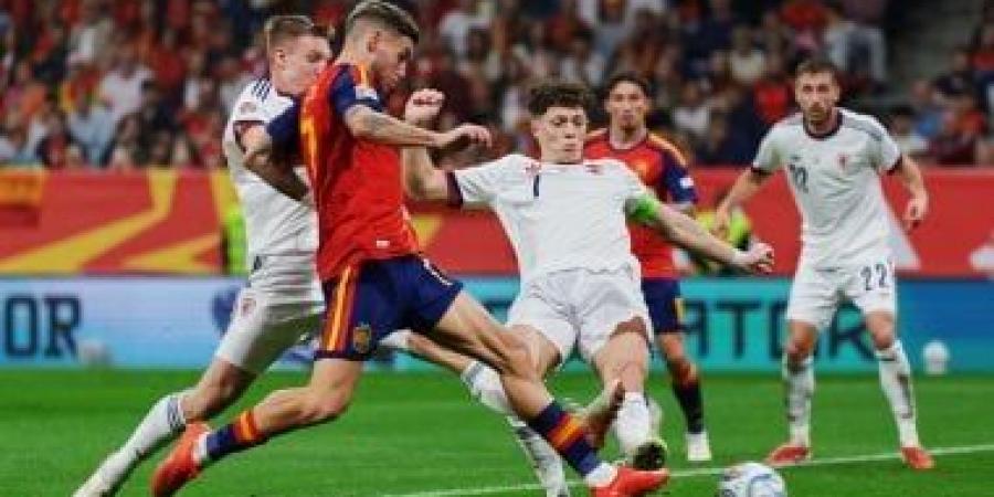 إسبانيا تهزم التشيك 3-1 وتواصل أرقامها المميزة بـ41 مباراة دون هزيمة (فيديو)