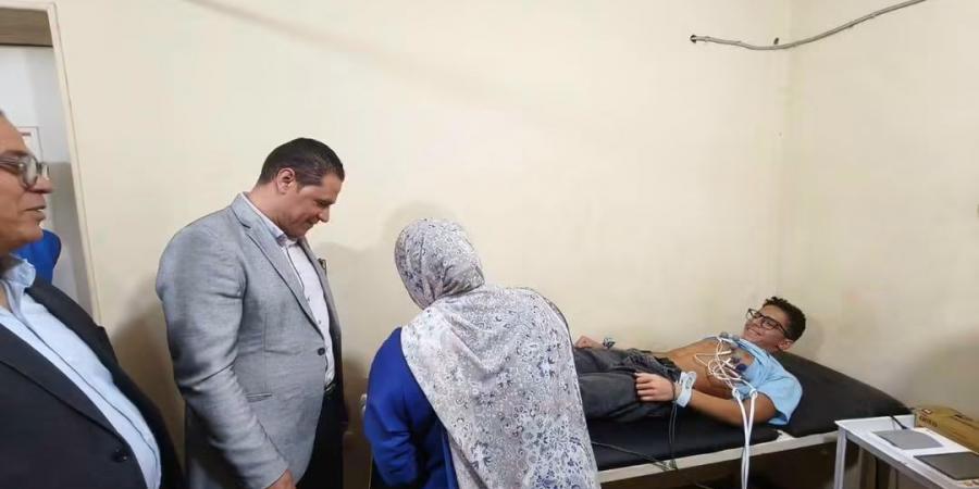 قافلة للكشف على اللاعبين بوحدة الطب الرياضي بقنا بحضور وكيل وزارة الرياضة (صور)