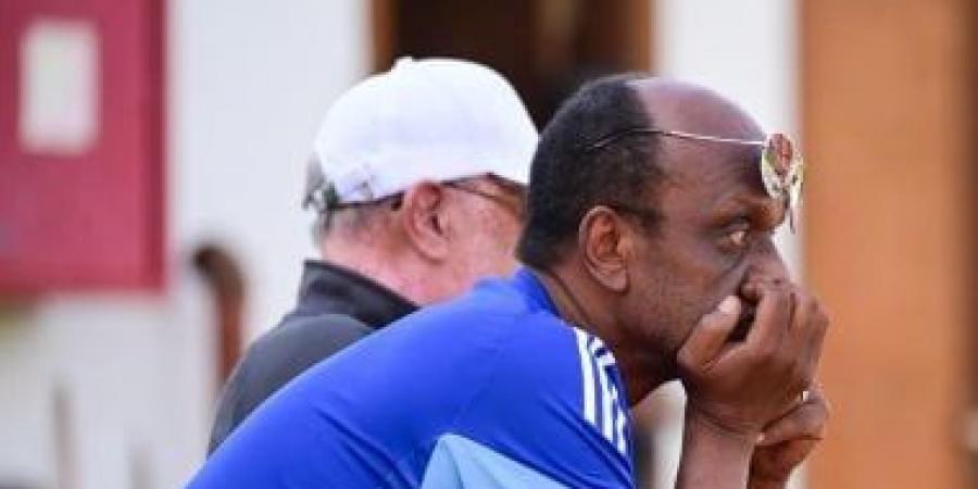 إسماعيل يوسف يتابع مباراة ناشئى المصرى والجونة