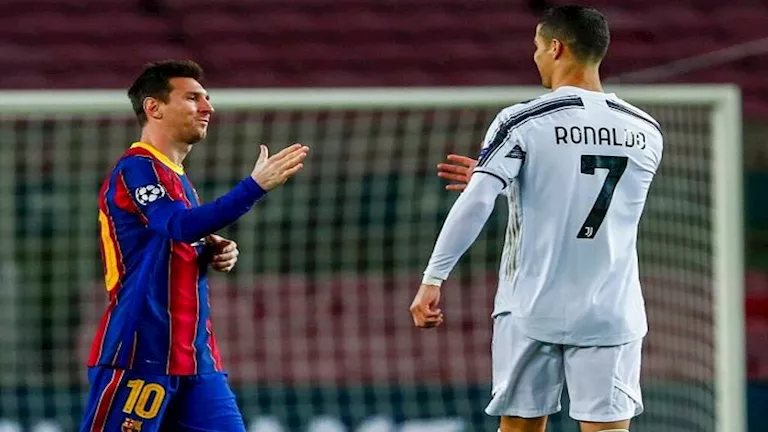 متفوقاً على ميسي.. رونالدو يحصد لقب أفضل فائز بالكرة الذهبية عبر التاريخ