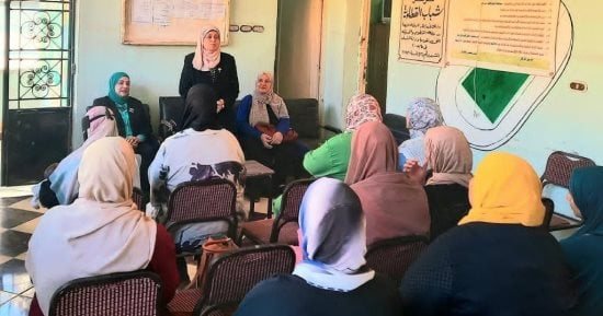 القومي للمرأة بالشرقية يطرق أبواب 34 قرية لتوعية 41 ألف و952 مواطن