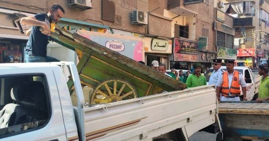 محافظ سوهاج: رفع ومصادرة 336 مخالفة إشغالات بحي شرق على مدار يومين