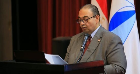 رئيس جامعة كفر الشيخ: يجب ترجمة التكنولوجيا الطبية الحديثة لرعاية أفضل للمرضى